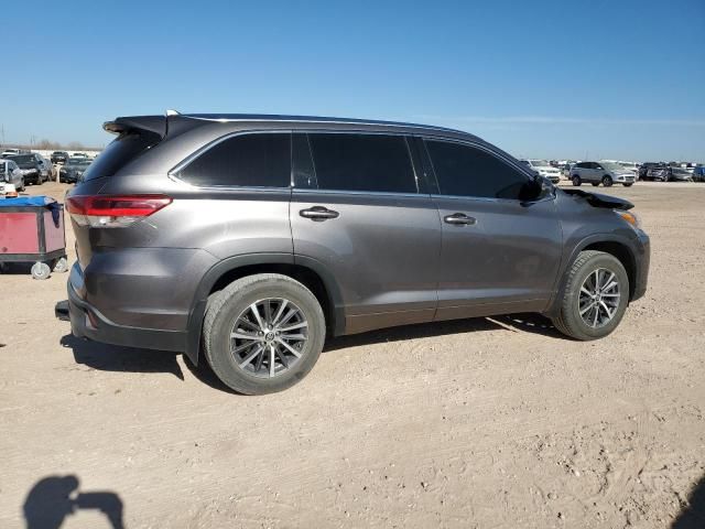 2018 Toyota Highlander SE