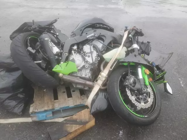 2016 Kawasaki ZX636 E