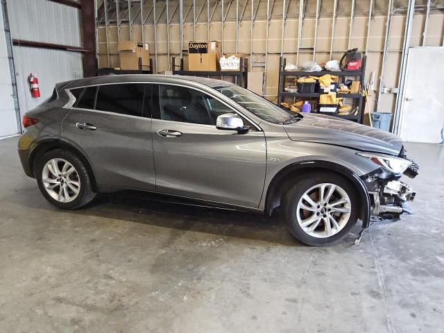 2017 Infiniti QX30 Base