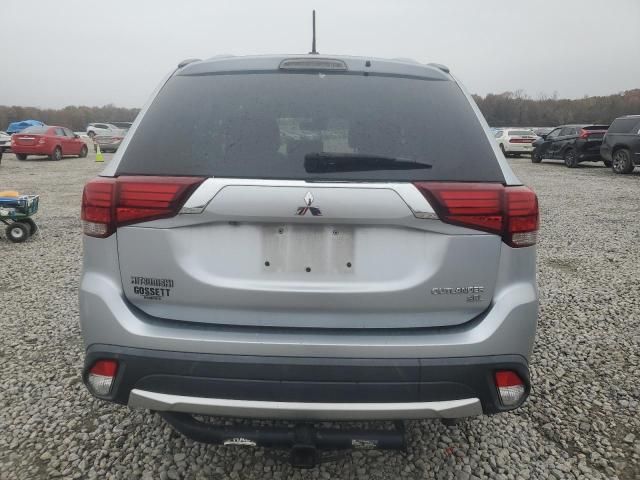 2016 Mitsubishi Outlander SE