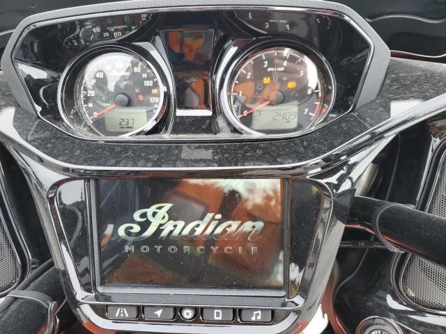 2024 Indian Motorcycle Co. Challenger Darkhorse W/POWERBAND Audio