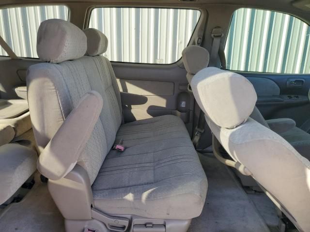 2000 Toyota Sienna CE