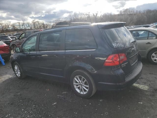 2012 Volkswagen Routan SE