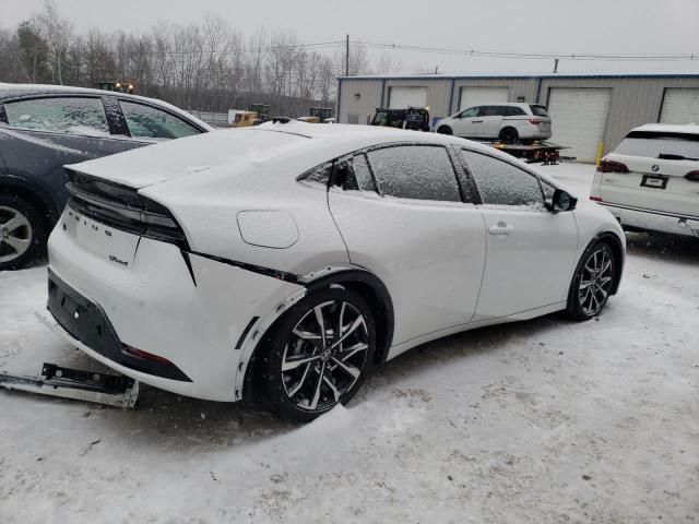 2024 Toyota Prius Prime SE