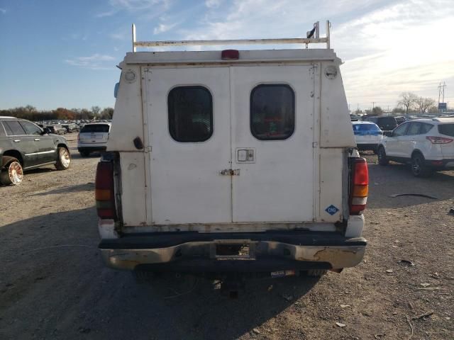 2002 GMC Sierra C2500 Heavy Duty