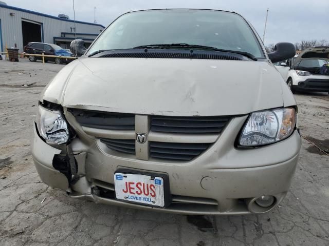 2005 Dodge Grand Caravan SXT