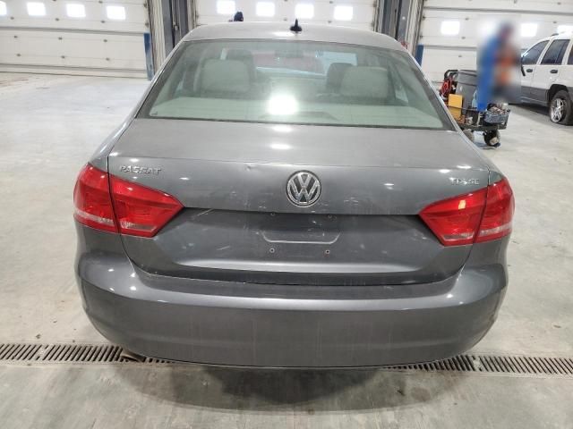 2013 Volkswagen Passat SE