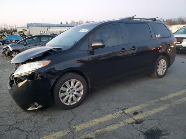 2014 Toyota Sienna XLE