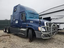 Salvage trucks for sale at Sikeston, MO auction: 2016 Freightliner Cascadia 125