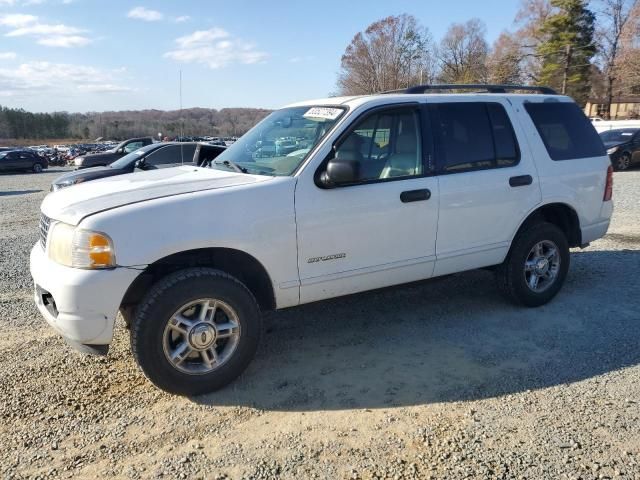 2004 Ford Explorer XLT