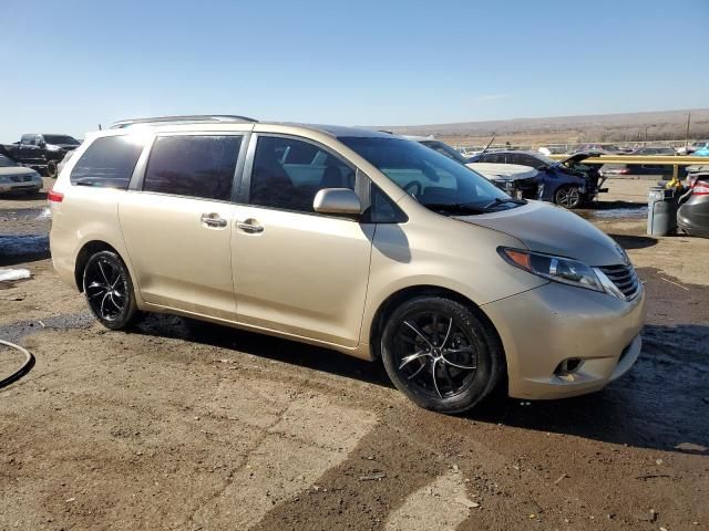 2011 Toyota Sienna XLE