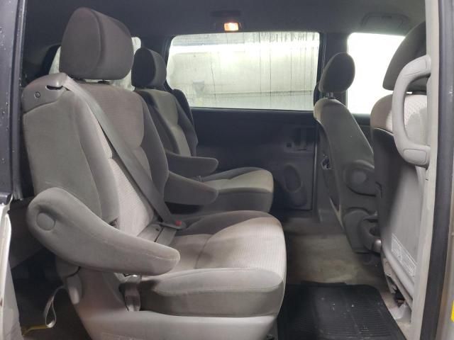 2007 Toyota Sienna CE