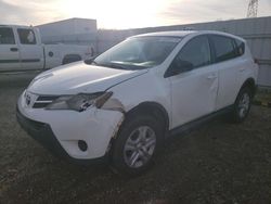 Carros salvage sin ofertas aún a la venta en subasta: 2015 Toyota Rav4 LE