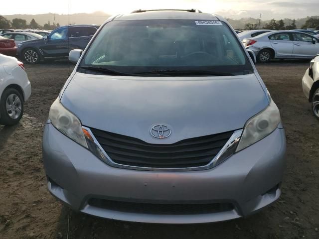 2012 Toyota Sienna LE