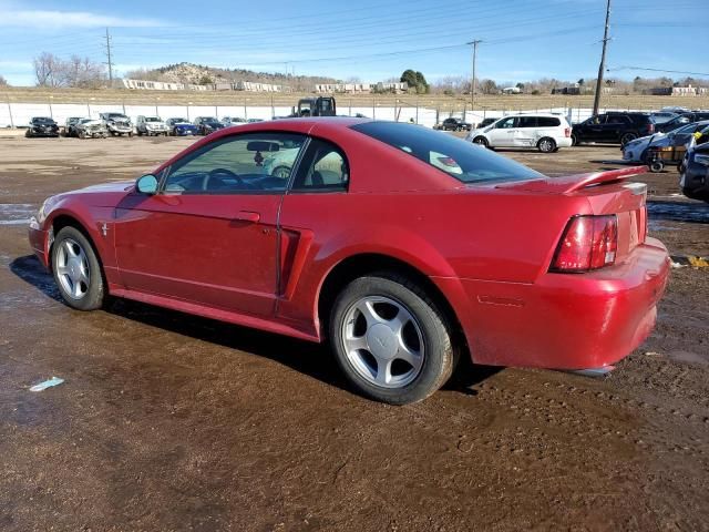 2000 Ford Mustang