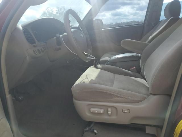 2007 Toyota Sequoia SR5