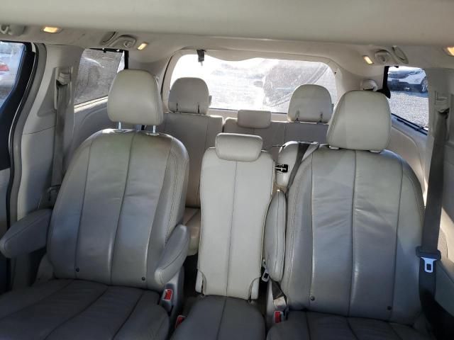 2014 Toyota Sienna XLE