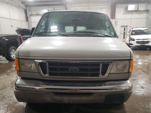 2004 Ford Econoline E150 Van