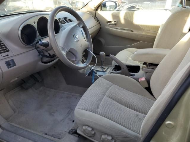 2004 Nissan Altima Base