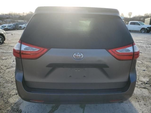 2017 Toyota Sienna