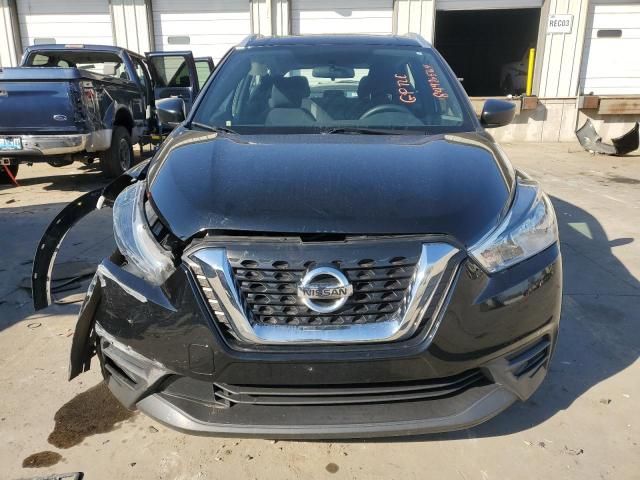 2019 Nissan Kicks S