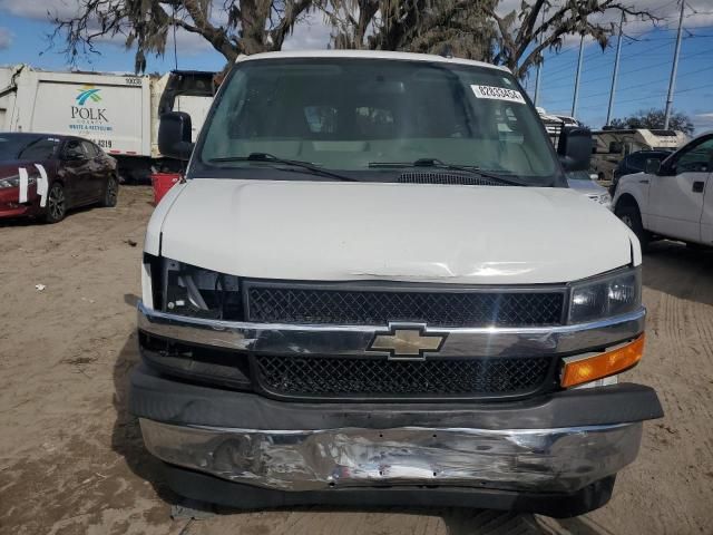 2017 Chevrolet Express G3500 LT