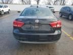 2014 Volkswagen Passat SE