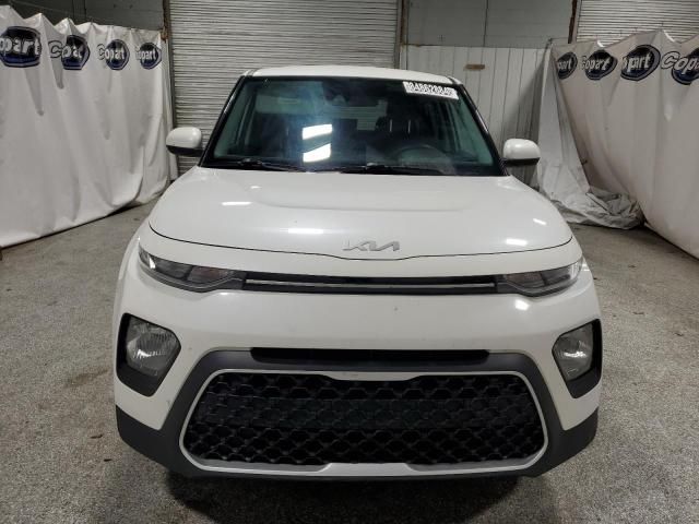 2022 KIA Soul LX