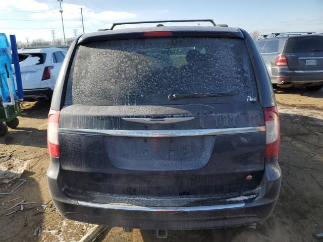 2014 Chrysler Town & Country Touring