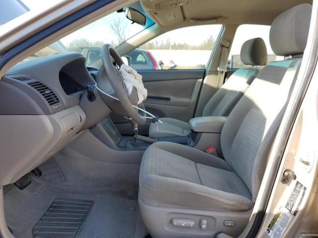 2005 Toyota Camry LE