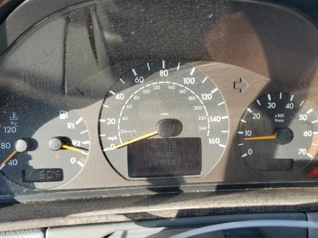 2000 Mercedes-Benz E 320