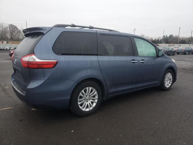 2015 Toyota Sienna XLE