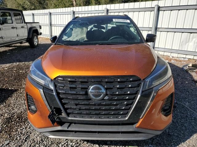 2021 Nissan Kicks SR