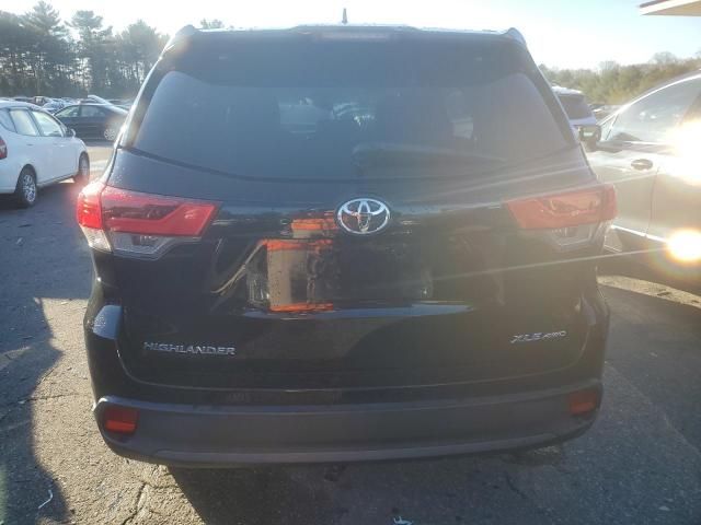 2018 Toyota Highlander SE