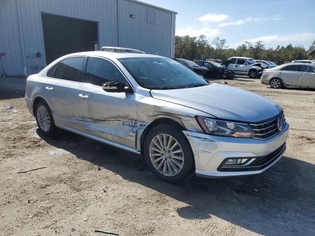 2016 Volkswagen Passat SE