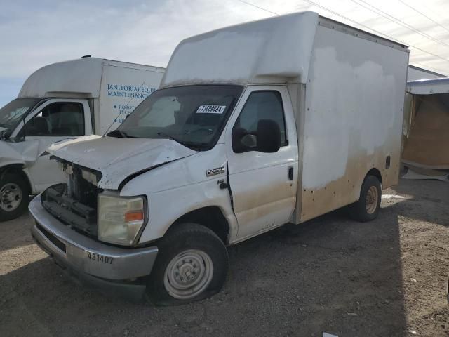 2009 Ford Econoline E350 Super Duty Cutaway Van