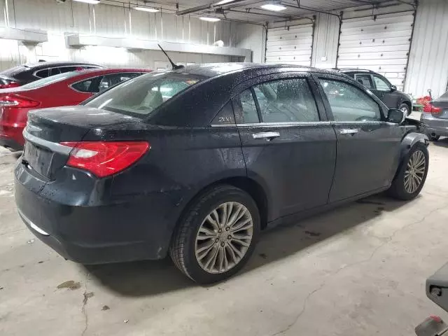 2013 Chrysler 200 Limited