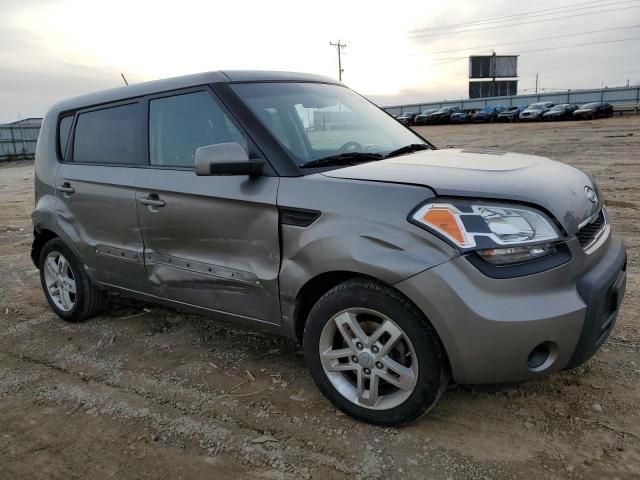 2011 KIA Soul +