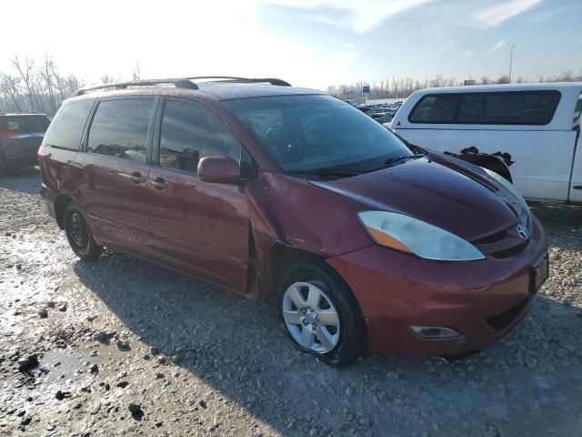 2006 Toyota Sienna XLE