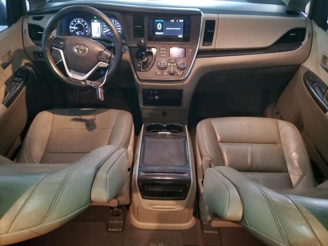 2015 Toyota Sienna XLE