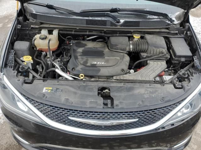 2017 Chrysler Pacifica Touring L Plus