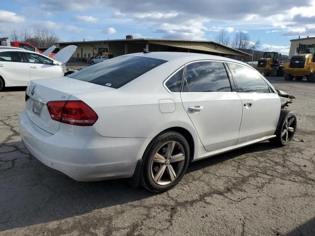 2013 Volkswagen Passat SE