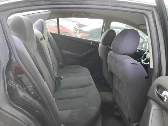 2011 Nissan Altima Base