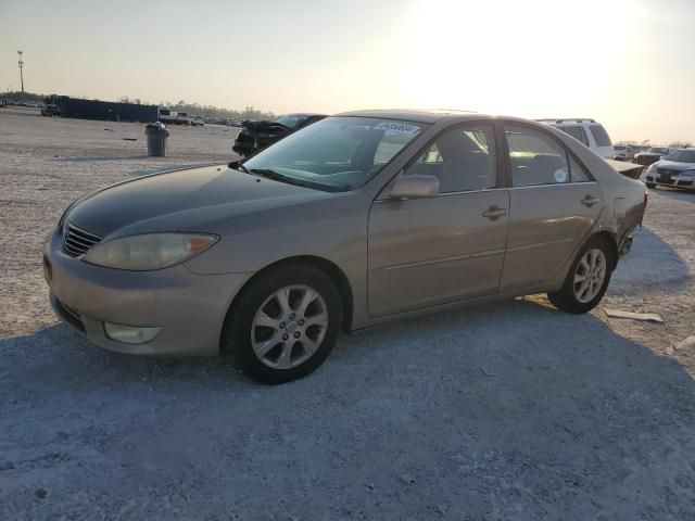 2005 Toyota Camry LE