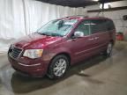 2009 Chrysler Town & Country Limited