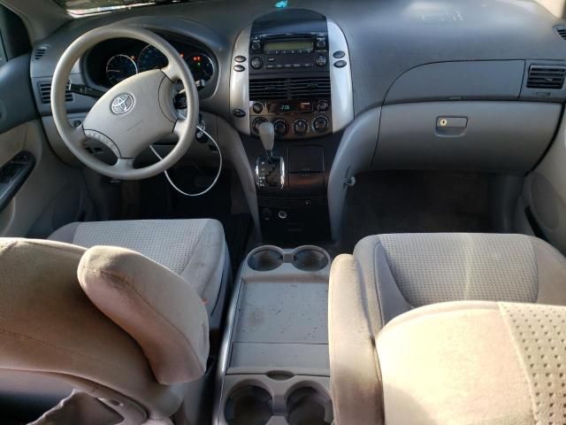 2007 Toyota Sienna CE