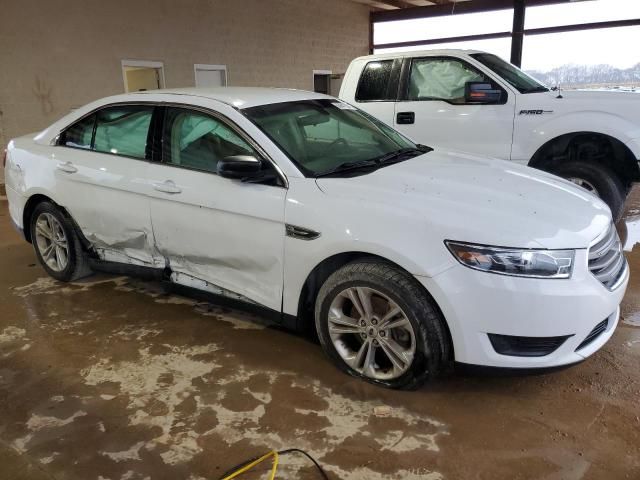 2018 Ford Taurus SE