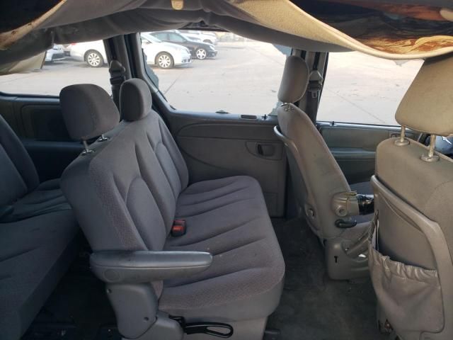 2007 Chrysler Town & Country LX