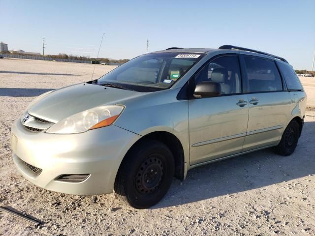 2006 Toyota Sienna CE