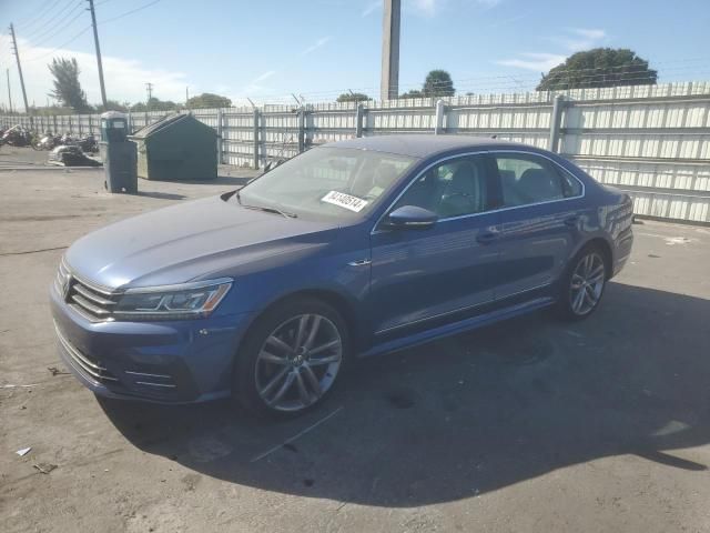 2017 Volkswagen Passat R-Line